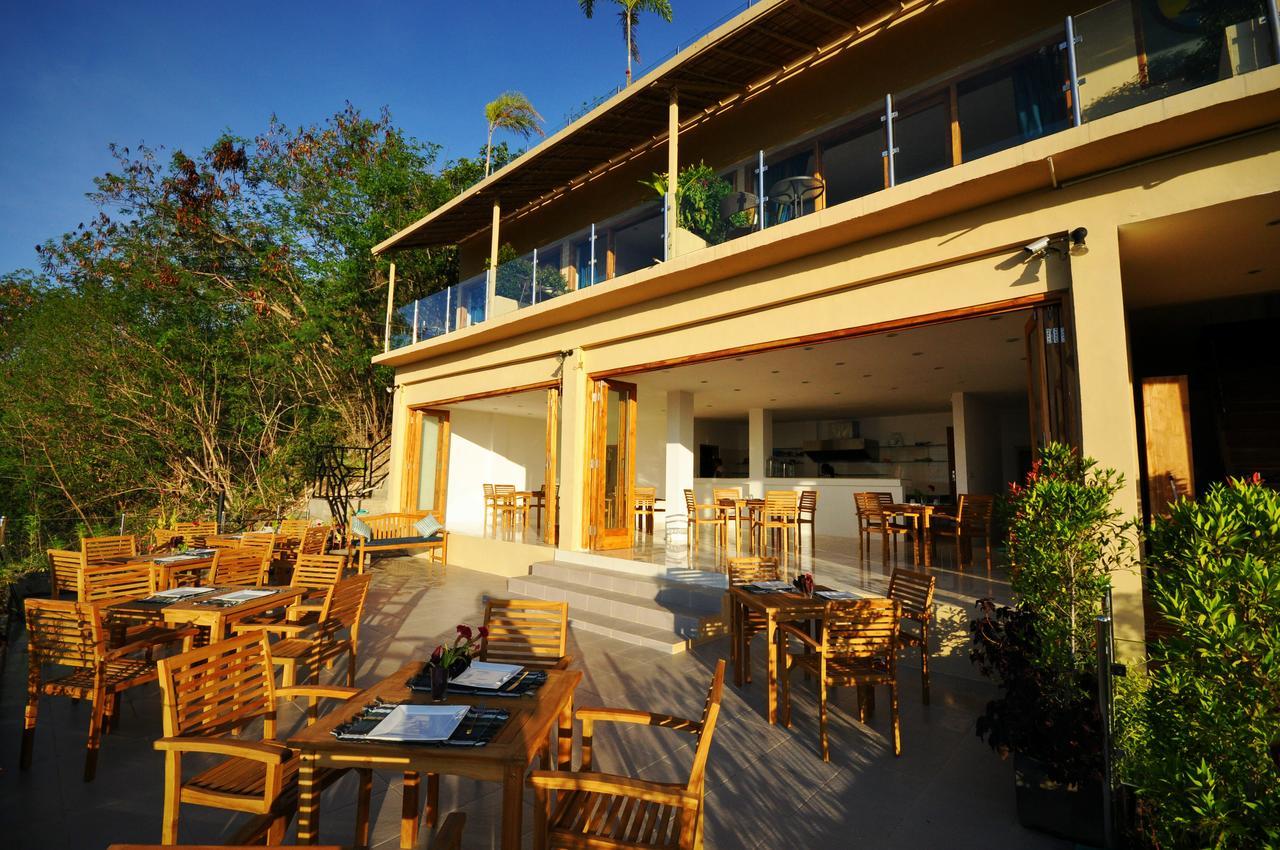 Sunset Hill Hotel